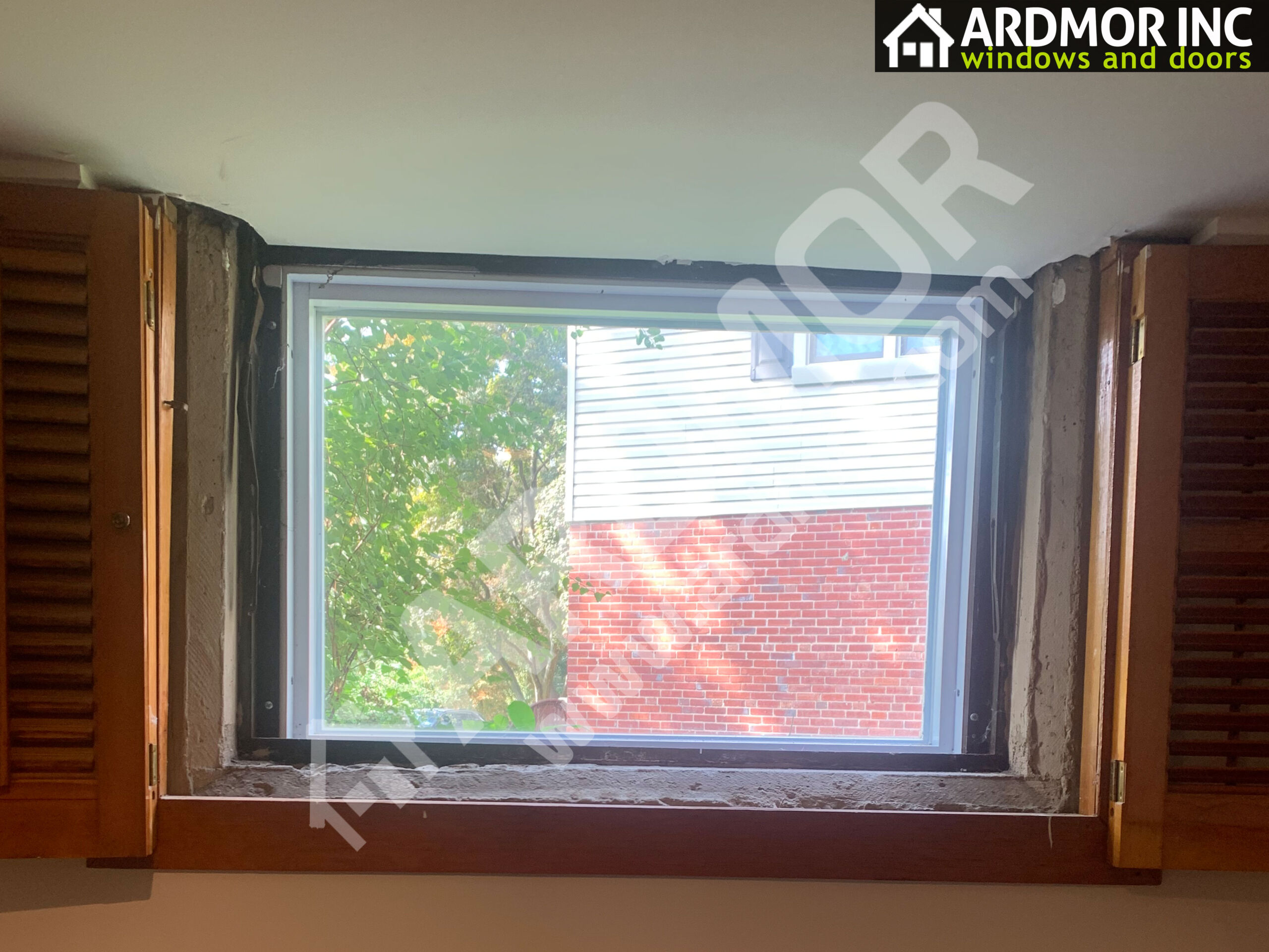 Vinyl_Window_Replacement_in_Havertown_PA_Before
